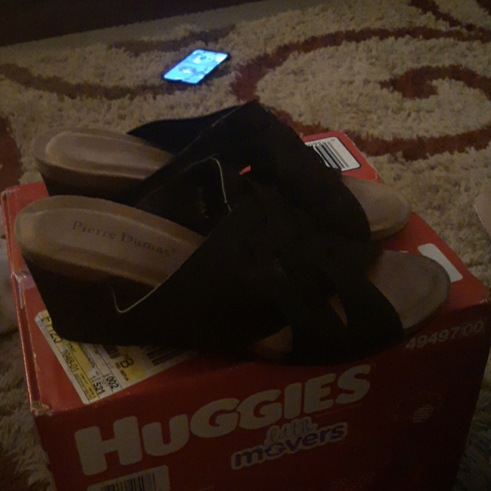 Womans heel sandals